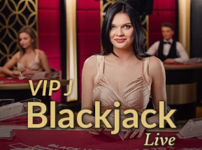 第一次在英超首发！英超官方晒利物浦小将恩古莫哈热区图